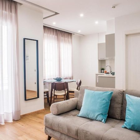 A23 Sunny & Cosy Suite With Balcony Near Parthenon アテネ エクステリア 写真